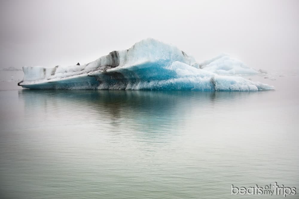 Bloques del Vatnajökull flotando en Jokulsarlon Vatnajökull Islandia Jokulsarlon mejor epoca islandia clima viajar