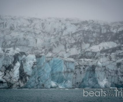 Excursion zodiac jokulsarlon laguna glaciar icebergs Breiðamerkurjökull Vatnajokull que ver Islandia imprescindibles guia Islandia Iceland